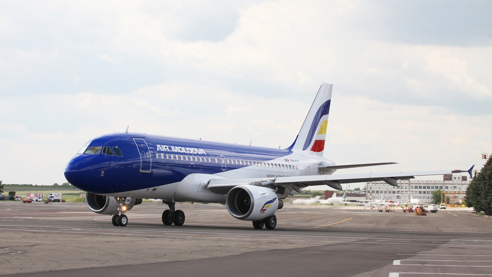 В Екатеринбург заходит новый авиаперевозчик Air Moldova  - Фото 2
