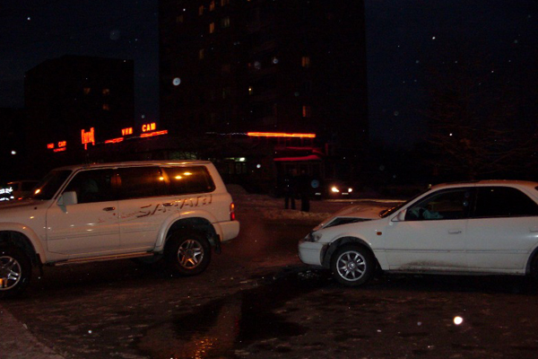 В Екатеринбурге водитель «Ниссана» покалечил женщину и ребенка из другой иномарки - Фото 2