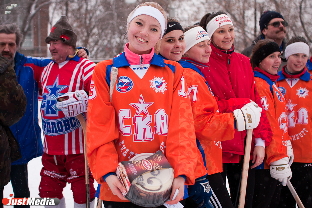 В Екатеринбурге состоялся чемпионат Свердловской области по хоккею в валенках - Фото 4