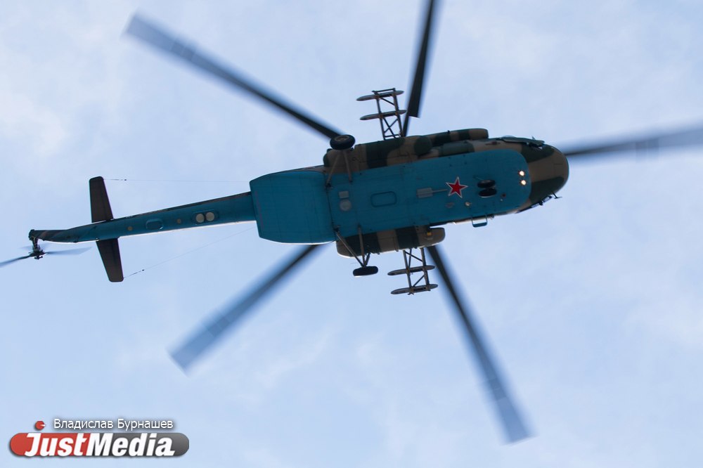 Над Екатеринбургом промчались военные вертолеты и истребители. ФОТО - Фото 7