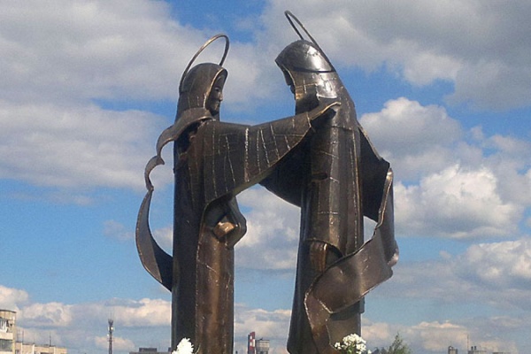 В Свердловской области снова изуродован памятник - Фото 1