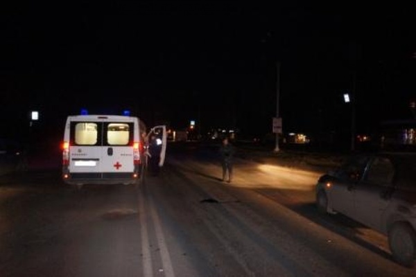 В Екатеринбурге водитель легковушки сбил женщину-пешехода - Фото 1