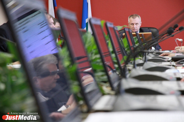 Дежавю: заседание правительства ведет Владимир Власов, ему докладывает Алексей Бадаев - Фото 1