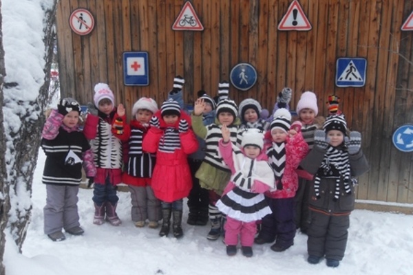 На Среднем Урале дети учили взрослых Правилам дорожного движения - Фото 1