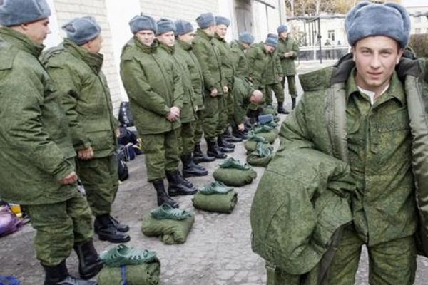 Валентин Юдашкин снял с себя ответственность за новую военную форму - Фото 1