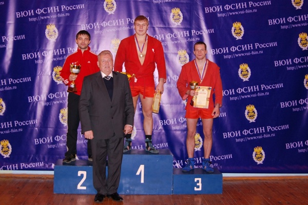 Спортсмены ГУФСИН области привезли «серебро» с чемпионата по самбо - Фото 1