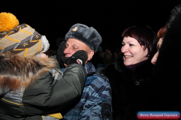 В Екатеринбург из Дагестана возвратились двести свердловских полицейских - Фото 1