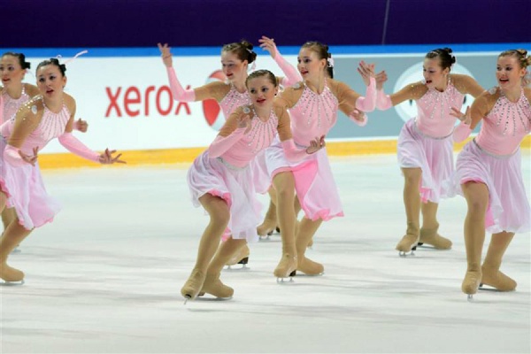 Екатеринбургские фигуристки завоевали бронзовые медали на чемпионате мира по синхронному фигурному катанию - Фото 1