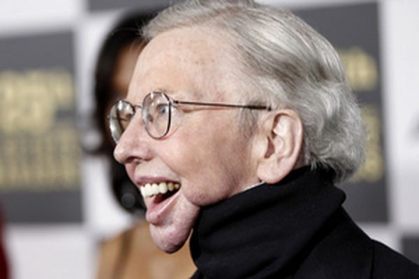 В США на 71-м году жизни скончался известный кинокритик Роджер Эберт - Фото 1