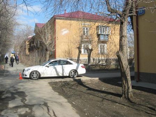 В Екатеринбурге водитель «Мерседеса» сбил пешехода - Фото 1