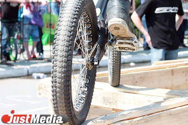 Самые отчаянные экстремалы города откроют велосезон на «МОТИВ District Session» - Фото 1