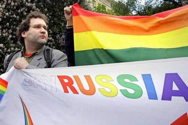 Гей-парад в Москве пройдет в день финала Евровидения .