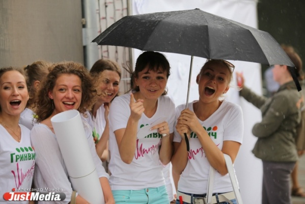 Одиннадцать лучших студенток Екатеринбурга сразятся за титул «Мисс выпускница-2013» - Фото 1