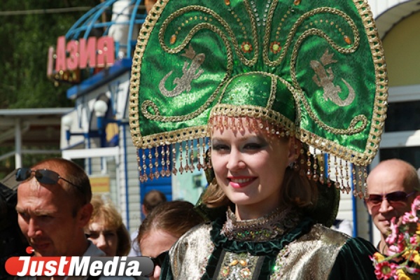 В уральской столице пройдет V фестиваль народных ремесел «Малахитовая шкатулка» - Фото 1