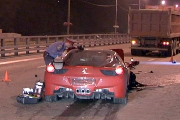 В Москве сын миллиардера Александра Зайонца на Ferrari насмерть сбил пенсионера - Фото 1