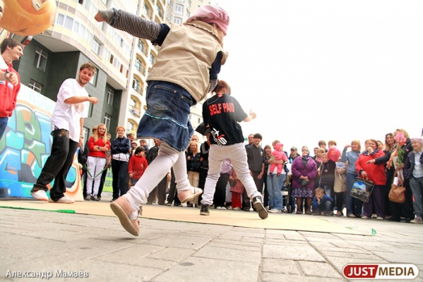 В центре Екатеринбурга состоится пятичасовой танцевальный марафон - Фото 1