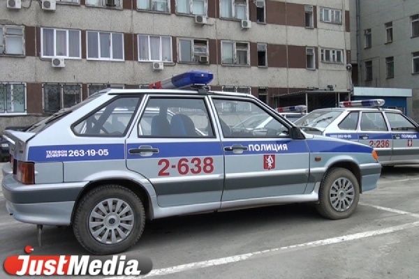 В Краснотурьинске буйный посетитель горадминистрации напал на чиновника - Фото 1