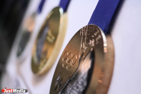 Две тонны серебра, 700 килограммов бронзы и 2,5 килограммов золота будет потрачено на олимпийские медали - Фото 1