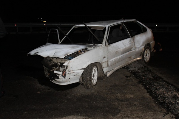 Рядом с Екатеринбургом неизвестный водитель сбил двух пешеходов и скрылся с места аварии - Фото 1