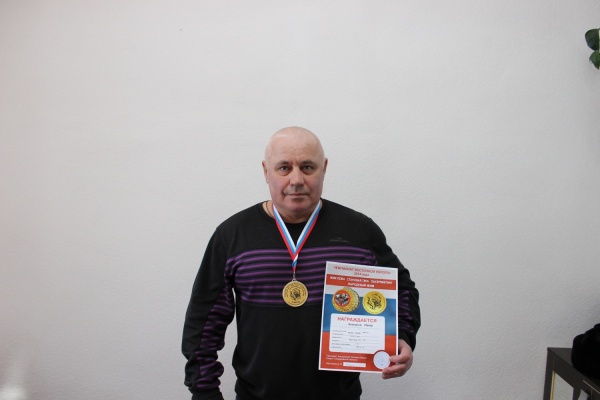 Ветеран уголовно-исполнительной системы стал призером открытого чемпионата Восточной Европы по пауэрлифтингу - Фото 1