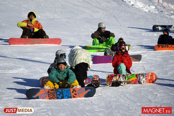 Из-за погодных условий лыжники и сноубордисты решили перенести снежный флешмоб - Фото 1