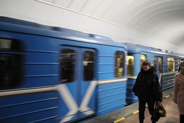 В Екатеринбургском метрополитене был замечен «черный» вагон - Фото 1