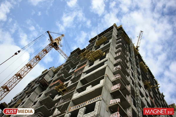 Корпорация Конькова возводит многоэтажку в центре Екатеринбурга в обход градостроительных правил - Фото 1