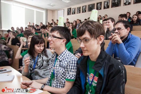 В Свердловской области утверждена подпрограмма в сфере профилактики подростковой преступности - Фото 1