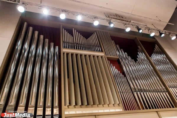 В новом сезоне свердловский орган зазвучит в паре с волынкой и дудуком - Фото 1