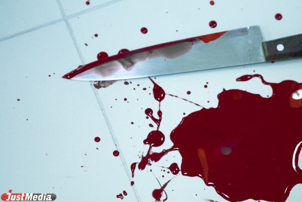 Жительница Асбеста во время пьяного застолья накинулась с ножом на своего сожителя - Фото 1