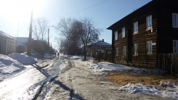 Ирбитчане жалуются на неубранные тротуары в частном секторе: могут пострадать дети - Фото 1