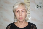 Полиция Екатеринбурга ищет жертв мошенницы, представляющейся работником турфирмы и обиравшей горожан