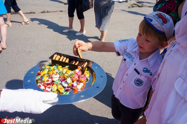 Более восьми тысяч екатеринбуржцев подали заявления на получение путевок в детские лагеря - Фото 1