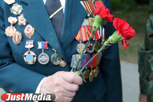 К юбилею Победы в Екатеринбурге появится живая изгородь - Фото 1
