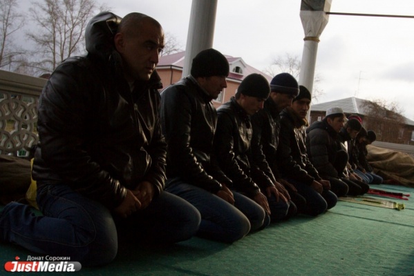 Свердловских мусульман будут избавлять от навязываемой искусственной идеологии - Фото 1