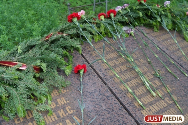 В Новой Ляле суд обязал мэрию восстановить 14 памятников Героям Великой отечественной войны - Фото 1