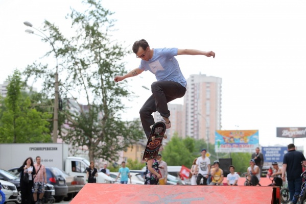 Жители Екатеринбурга устроили битву за спортивные рекорды - Фото 1