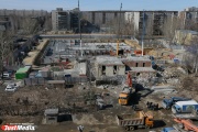 В Екатеринбурге сносят доходный дом на Республиканской 