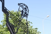 В Каменске-Уральском появился пятиметровый памятник поэзии Пушкина