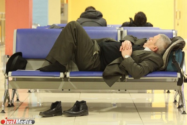 Отпуск перенесен на 12 часов. Пассажиры рейса в Анталью не могут вылететь из Екатеринбурга - Фото 1