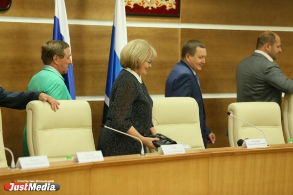 Законопроект об «обезглавливании» Екатеринбурга будет отклонен на первом заседании осенней сессии Заксобрания - Фото 1