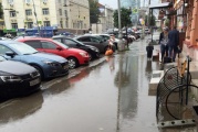 В Екатеринбурге улицу Малышева снова топят дожди 