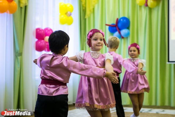 Власти Екатеринбурга сделают подарок маленьким горожанам в честь Дня города - Фото 1