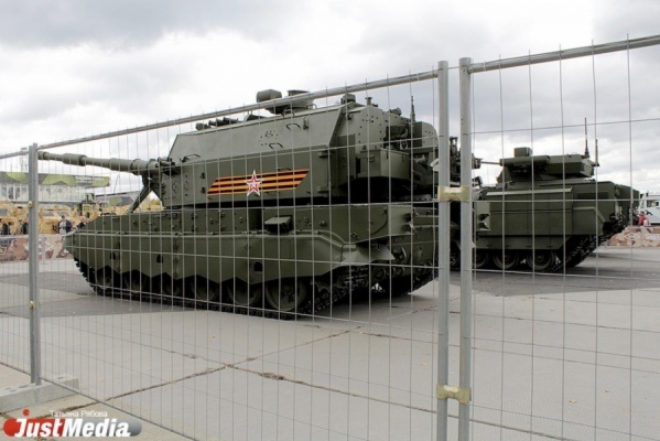 Госиспытания танка «Армата» производства УВЗ пройдут в 2016 году - Фото 1