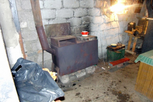 В Ирбите три подельника-наркомана попались на изготовлении запрещенных веществ - Фото 1