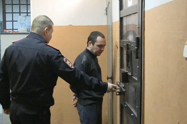 Сотрудник полиции задержал двух грабителей-рецидивистов - Фото 1
