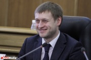 Караваев испугался вопросов коллег-депутатов. Ему угрожают большой прокурорской проверкой из Москвы