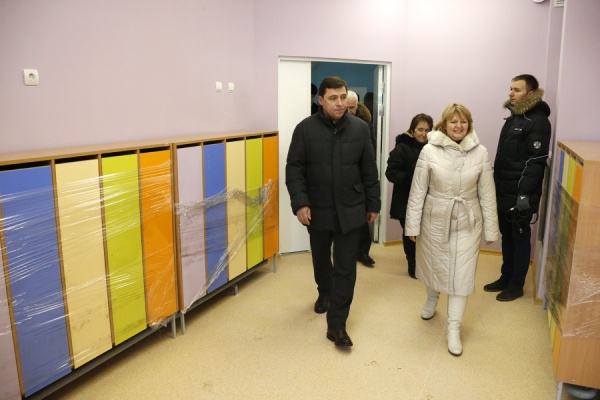 Жильцы дома в Каменске-Уральском, построенного по программе «Жилье для российской семьи», получили ключи от квартир - Фото 1