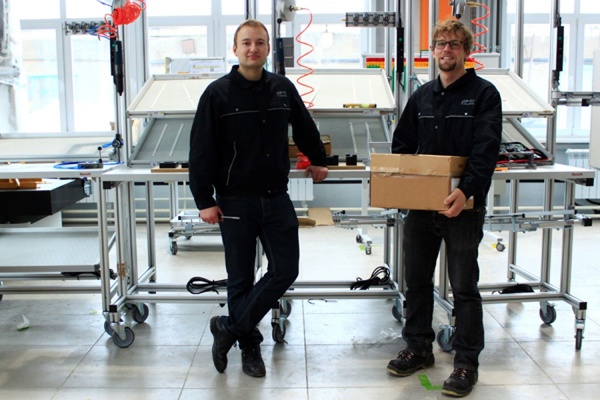 Немецкие специалисты настраивают сборочный модуль Образцовой фабрики УрФУ, ОМЗ и МакКинзи - Фото 1