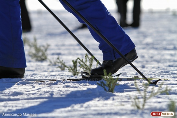 В Красноуфимске спасатели отыскали в лесу заблудившегося лыжника - Фото 1